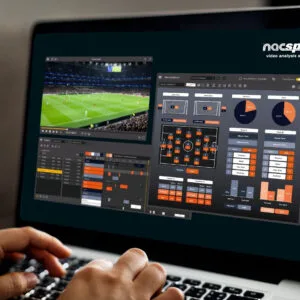 Analisten op kantoor